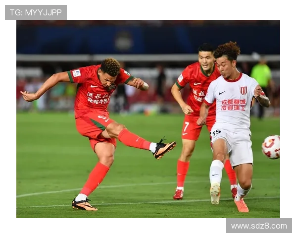 成都中超战新鹏城四战三胜场均三球